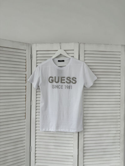 Футболка жіноча біла Guess