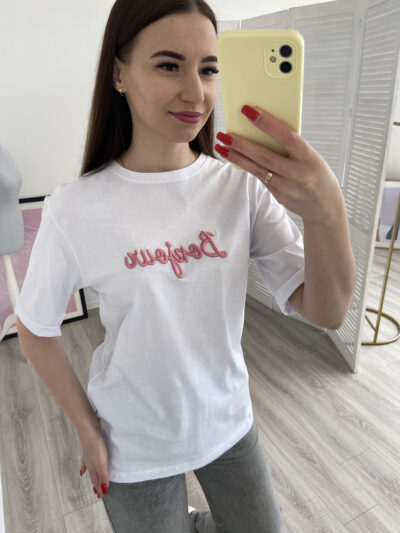 Футболка жіноча з вишивкою Cappitone