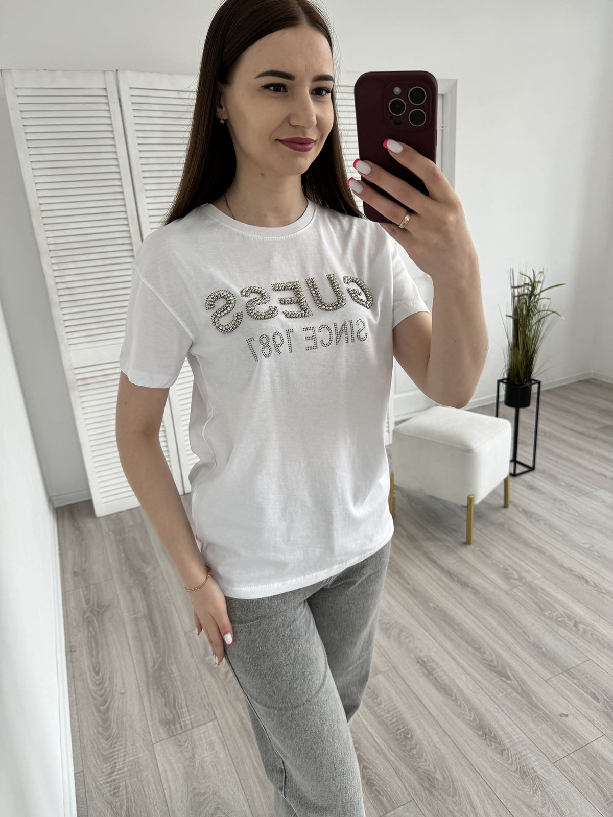 Зображення Футболка жіноча біла Guess 4 Футболка жіноча біла Guess 4