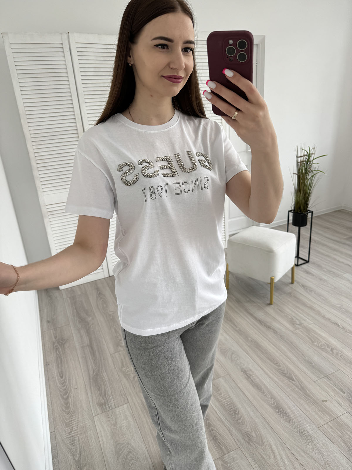 Зображення Футболка жіноча біла Guess 3 Футболка жіноча біла Guess 3