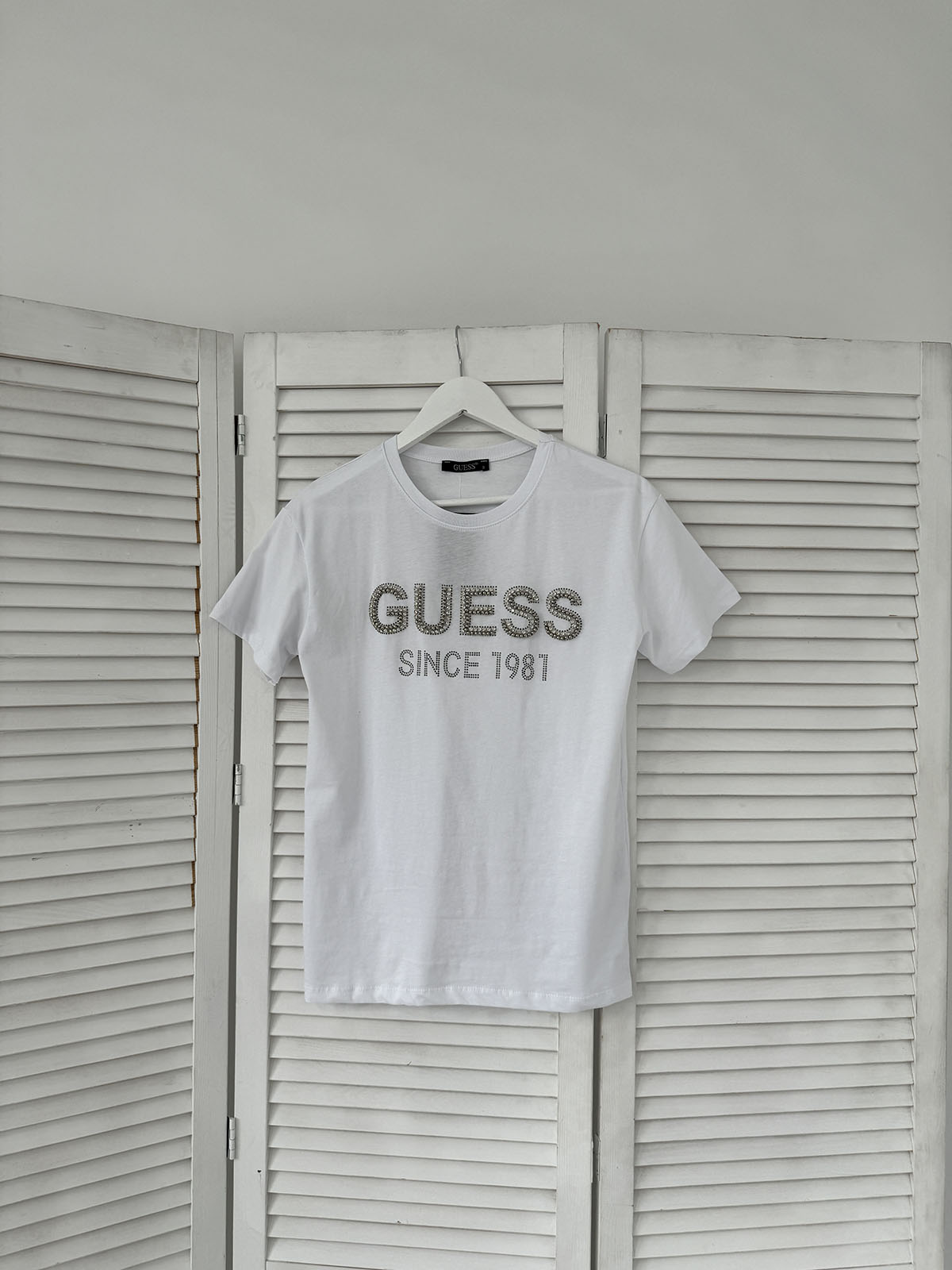 Зображення Футболка жіноча біла Guess 2 Футболка жіноча біла Guess 2