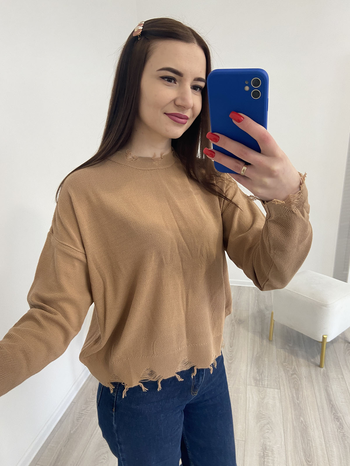 Зображення Джемпер жіночий рванка Bisou 4 Джемпер жіночий рванка Bisou 4
